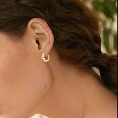 925 Sterling Silver Moissanite Huggie Earrings - 14K Gold Plated - Apparel & Accessories > Jewelry > Earrings | VivaMix Store925 Sterling Silver Moissanite Huggie Earrings - 14K Gold Plated - VivaMix Store