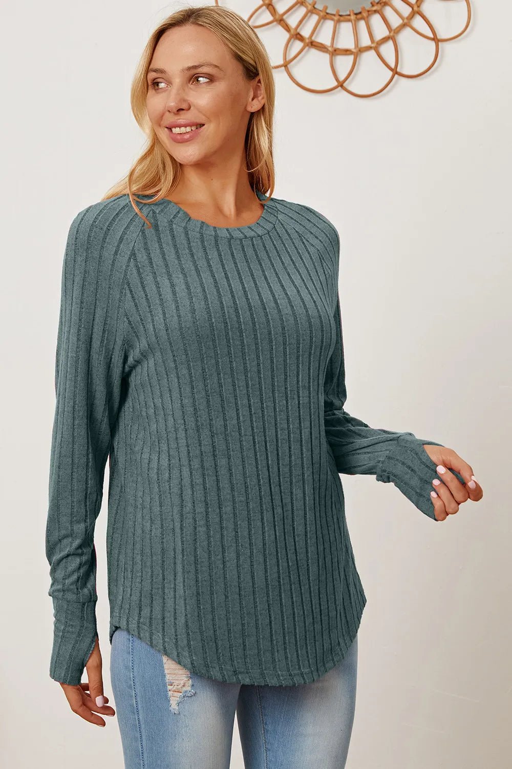Basic Bae Full Size Ribbed Thumbhole Sleeve T-Shirt - | VivaMix StoreBasic Bae Full Size Ribbed Thumbhole Sleeve T-Shirt - VivaMix Store