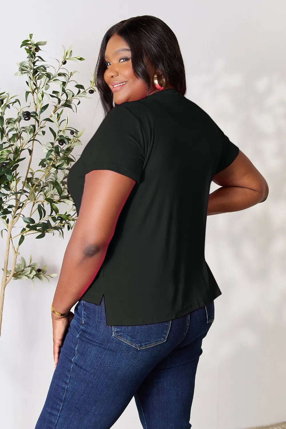 Basic Bae Full Size Round Neck Short Sleeve T-Shirt Plus Size - | VivaMix StoreBasic Bae Full Size Round Neck Short Sleeve T-Shirt Plus Size - VivaMix Store