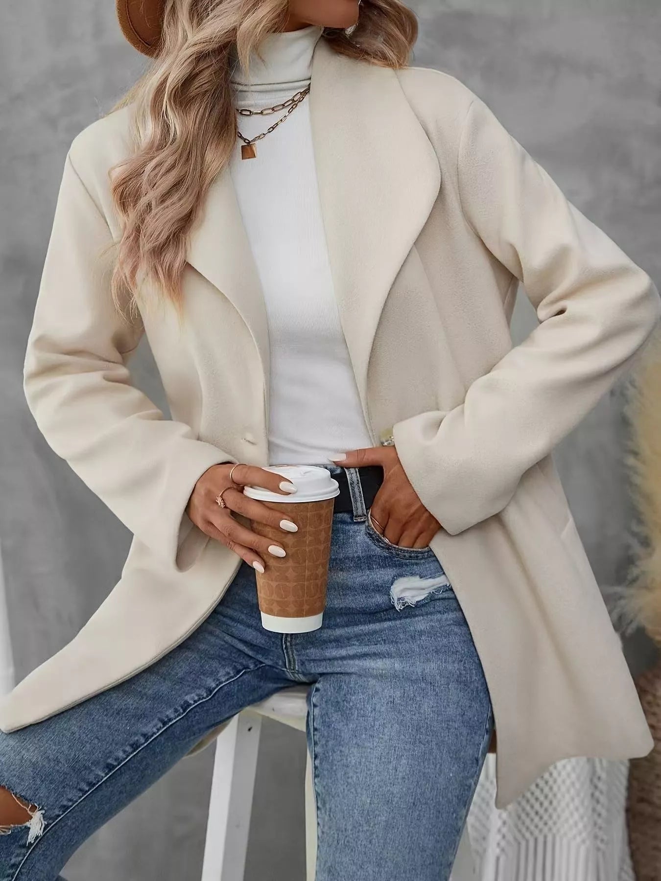 Elegant Wool Blend Overcoat - Women's Classic Lapel Collar Coat - Apparel & Accessories > Clothing > Outerwear > Coats & Jackets | VivaMix StoreElegant Wool Blend Overcoat - Women's Classic Lapel Collar Coat - VivaMix Store