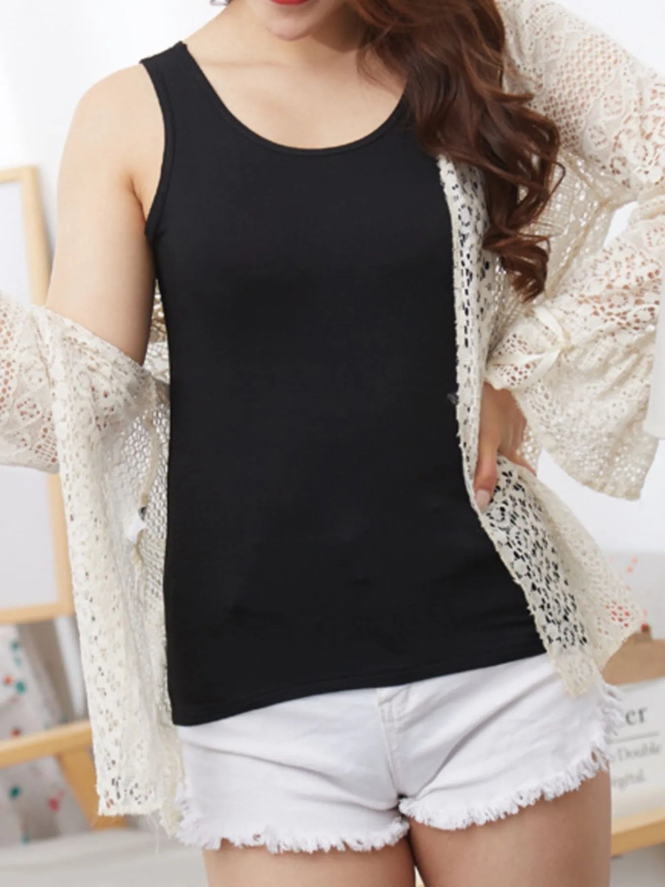 Full Size Scoop Neck Wide Strap Tank Plus Size - | VivaMix StoreFull Size Scoop Neck Wide Strap Tank Plus Size - VivaMix Store