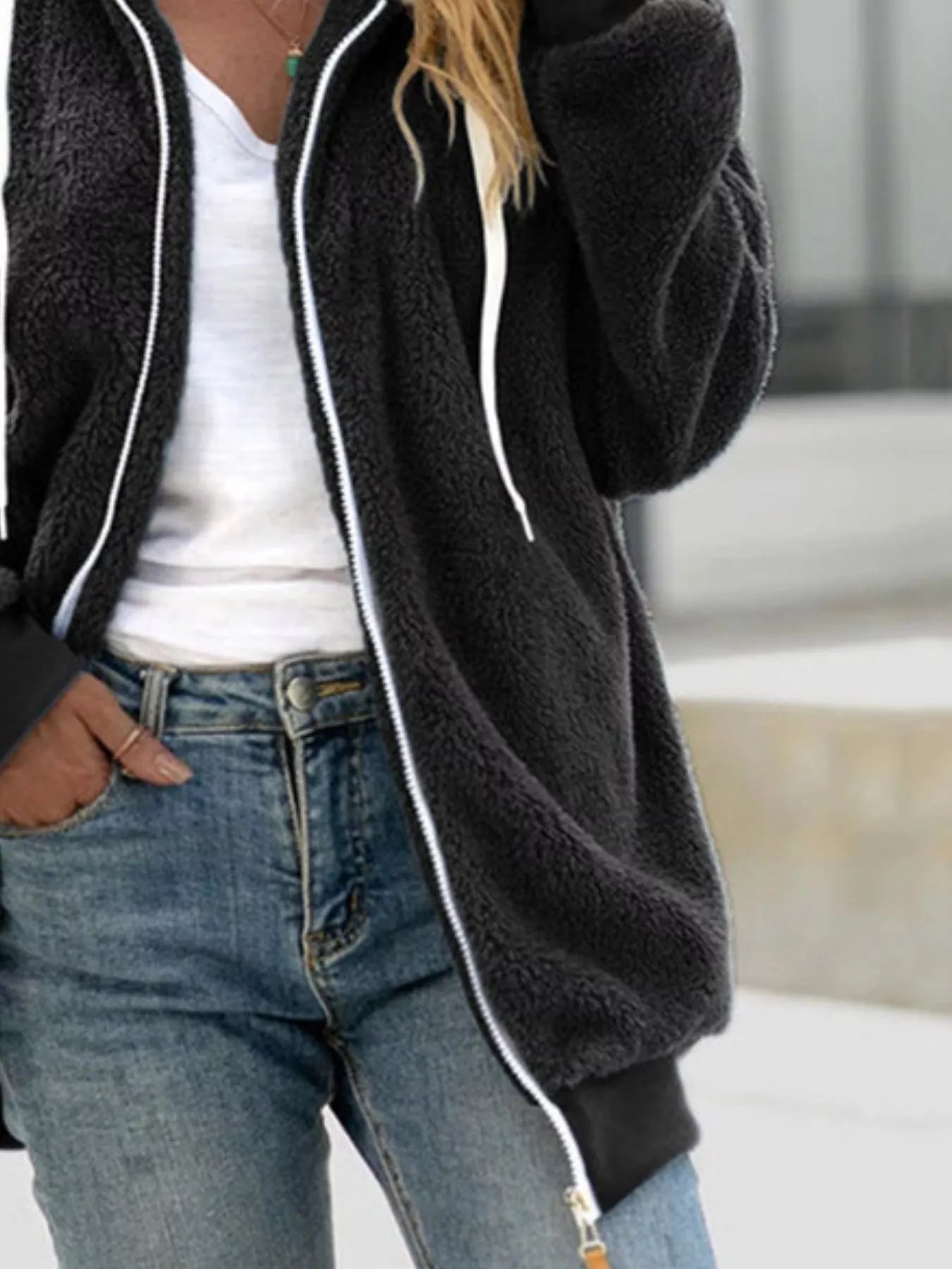 Hooded Fleece Zip - Up Jacket - Plus Size - Ropa de Invierno | VivaMix StoreHooded Fleece Zip - Up Jacket - Plus Size - VivaMix Store