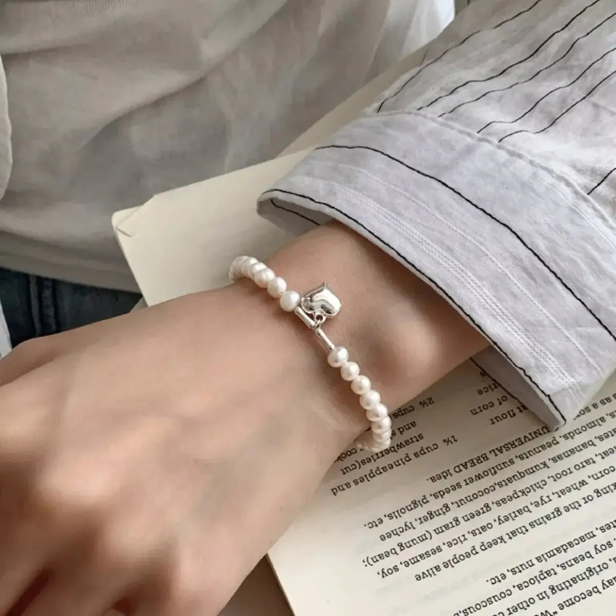 Pearl Heart Charm Bracelet - 925 Sterling Silver with Freshwater Pearl - | VivaMix StorePearl Heart Charm Bracelet - 925 Sterling Silver with Freshwater Pearl - VivaMix Store
