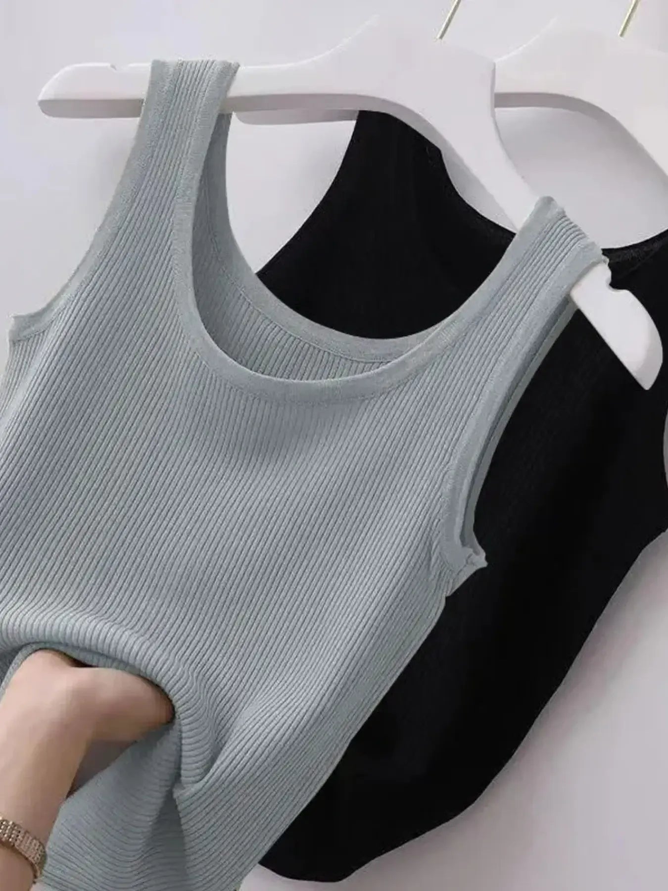 Plus Size Ribbed Knit Scoop Neck Tank Top - | VivaMix StorePlus Size Ribbed Knit Scoop Neck Tank Top - VivaMix Store