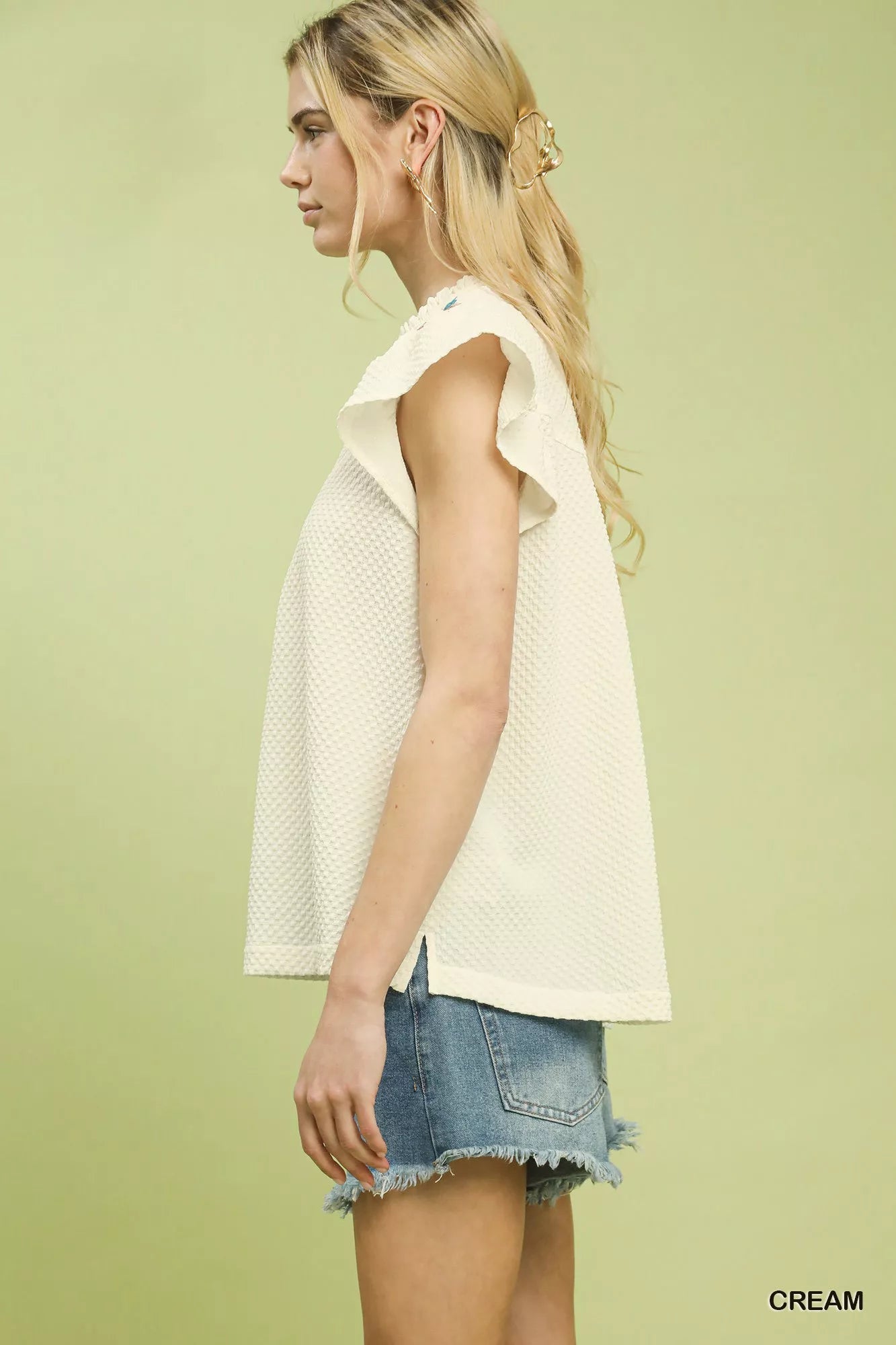 Umgee Embroidered Flutter Sleeve Blouse - | VivaMix StoreUmgee Embroidered Flutter Sleeve Blouse - VivaMix Store