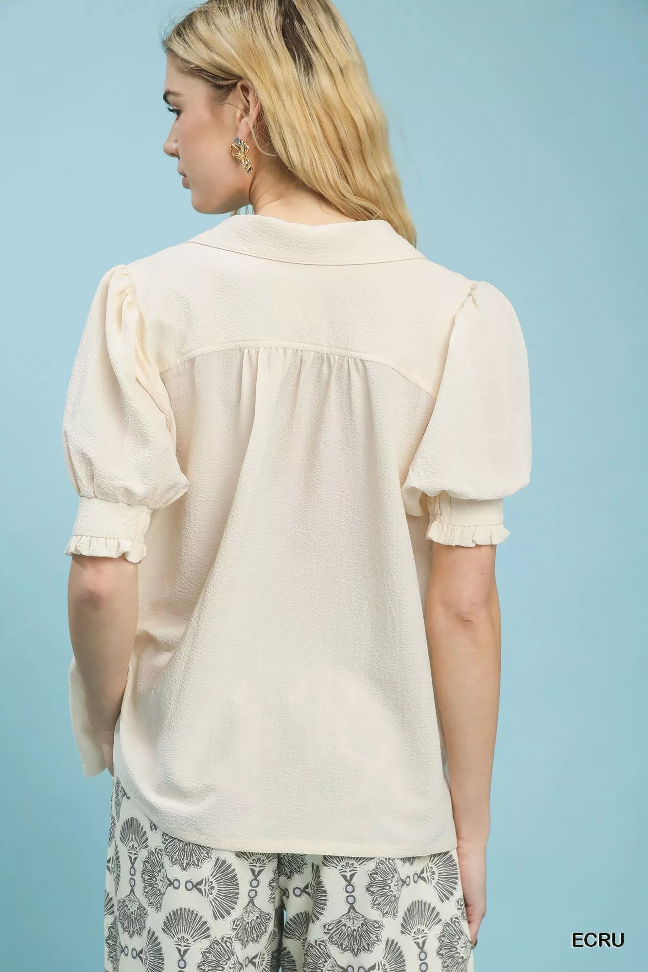Umgee Seersucker Puff Sleeve Blouse - | VivaMix StoreUmgee Seersucker Puff Sleeve Blouse - VivaMix Store