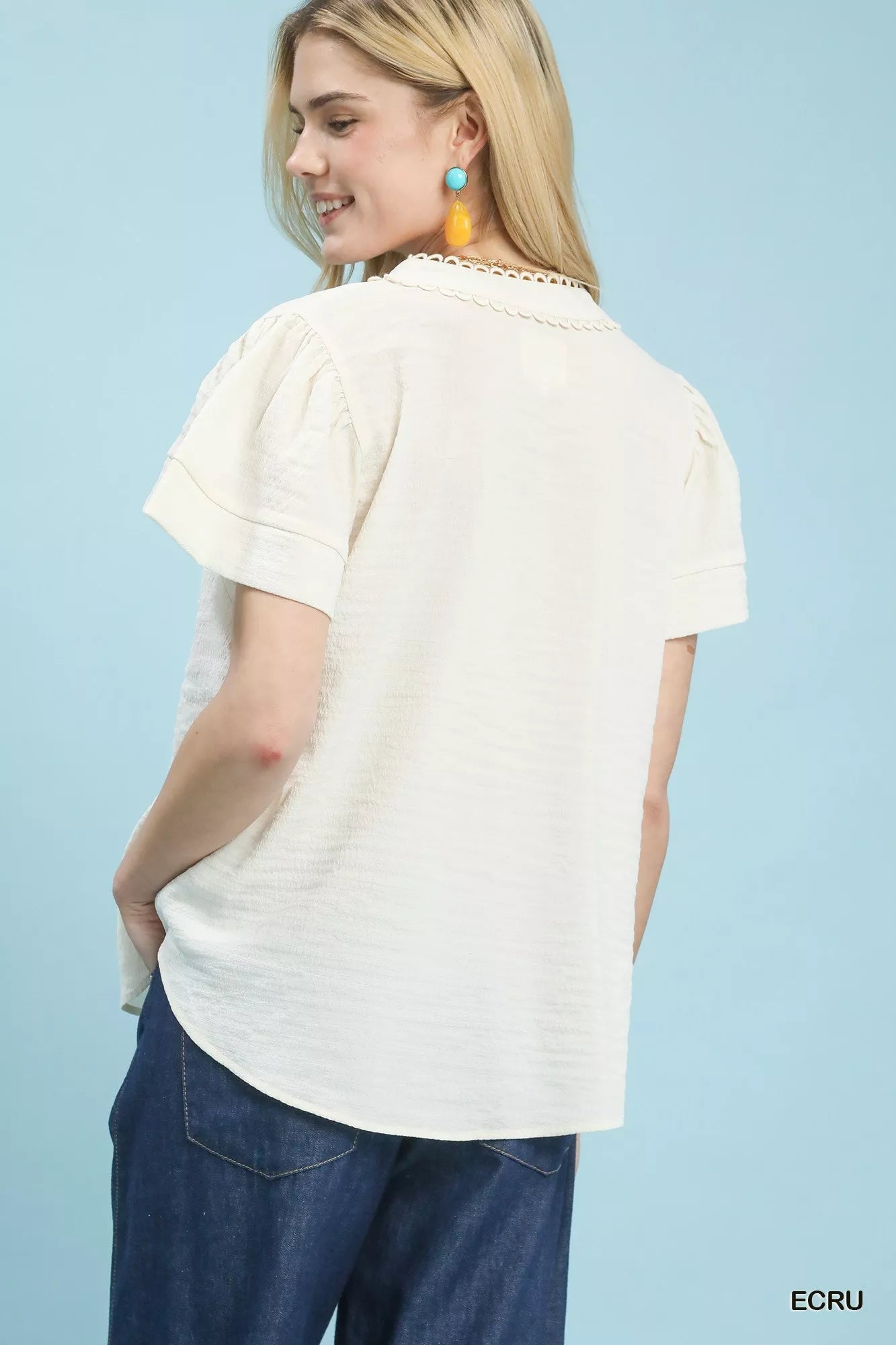 Umgee Seersucker Short Sleeve Top with Lace Trim - | VivaMix StoreUmgee Seersucker Short Sleeve Top with Lace Trim - VivaMix Store