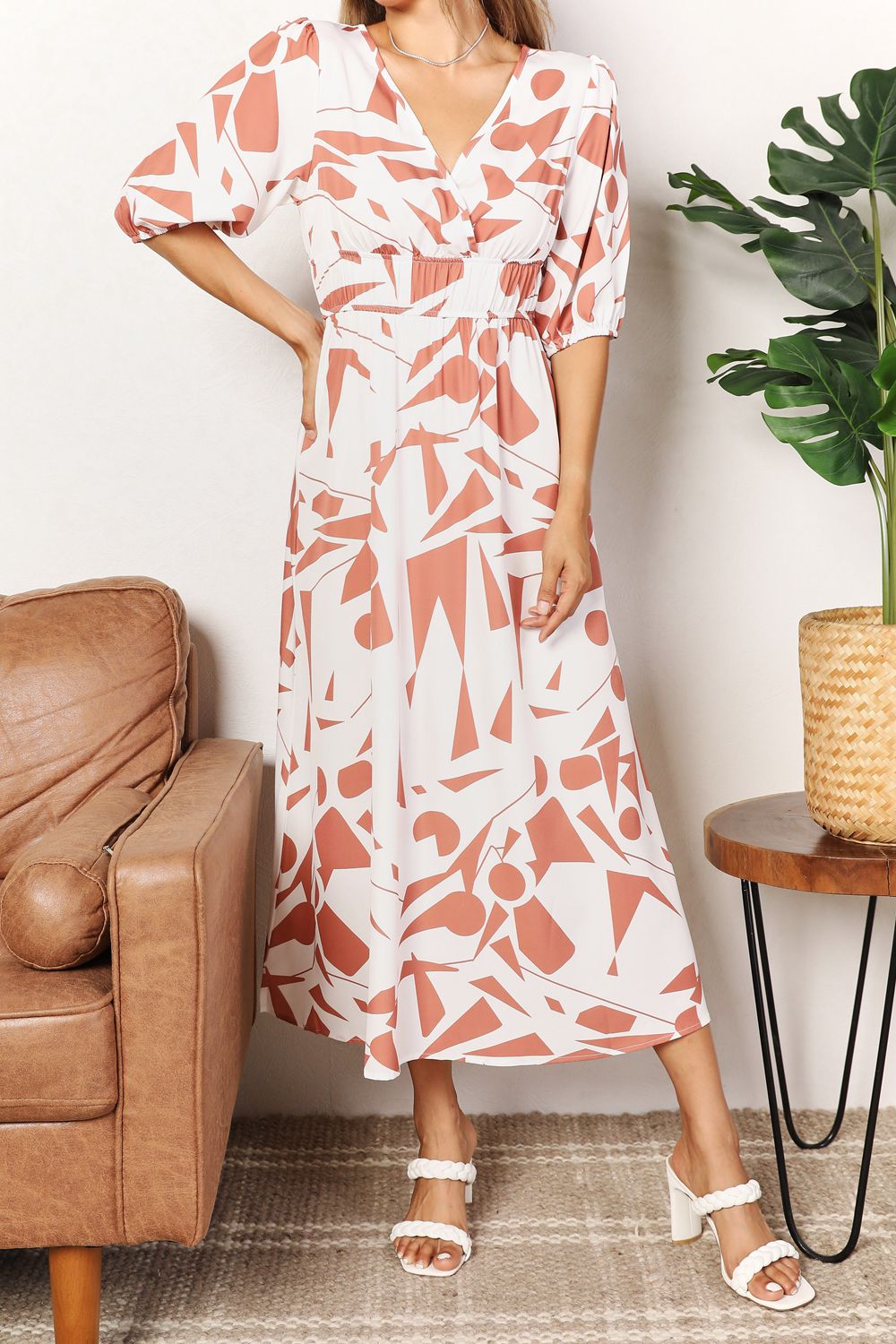 Women's Printed Surplice Balloon Sleeve Dress - Elegant Wrap Style - Dresses | VivaMix StoreWomen's Printed Surplice Balloon Sleeve Dress - Elegant Wrap Style - VivaMix Store
