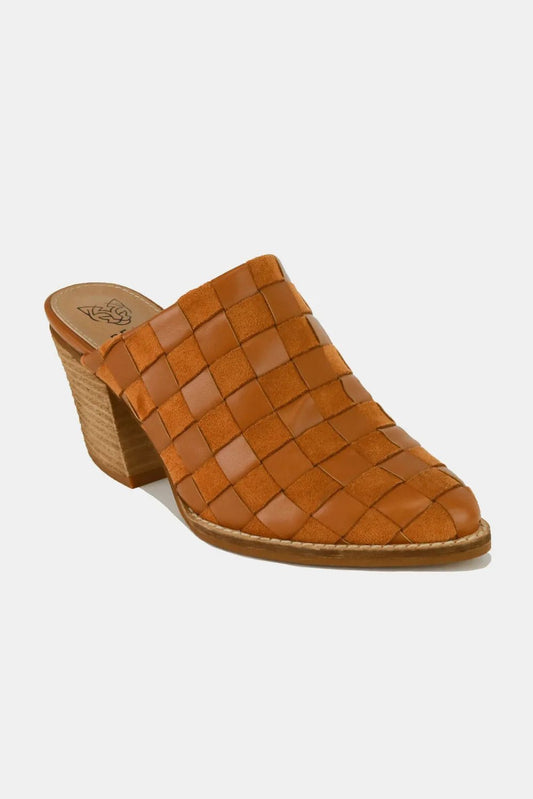 Woven Checkerboard Block Heel Mule Shoes - Caramel - Shoes | VivaMix StoreWoven Checkerboard Block Heel Mule Shoes - Caramel - VivaMix Store